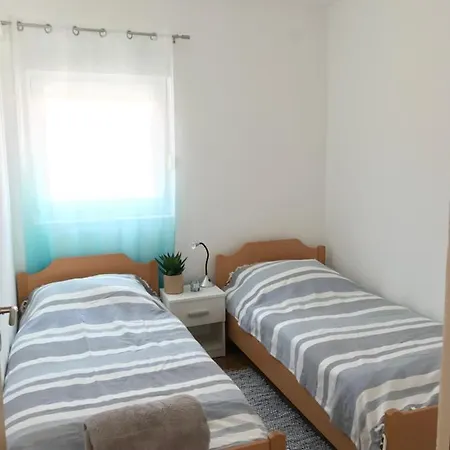 Prázdninový dům Beach House Apartman *