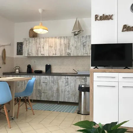 Beach House Apartman