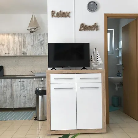 Beach House Apartman 펜션
